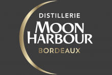 Дистиллерия Moon Harbour